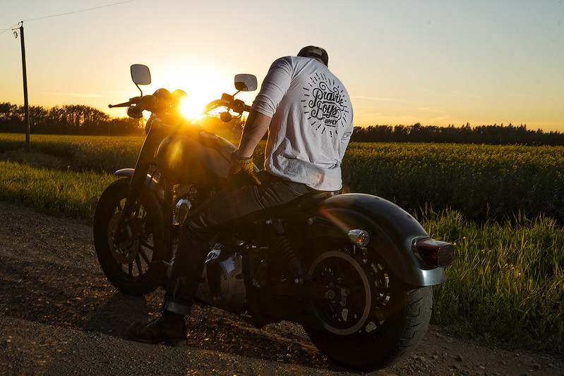 Motorcycle photo.